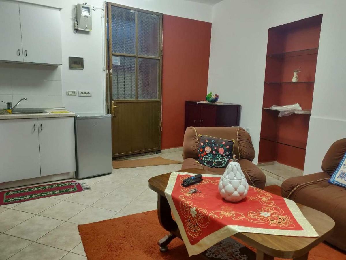 Private Apartment Elbasan Historic Center Exterior foto